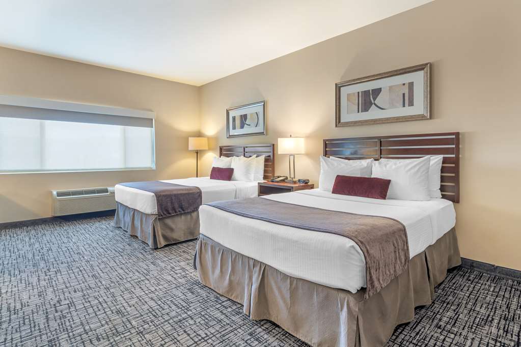 Фото Best Western Plus Bayside Hotel