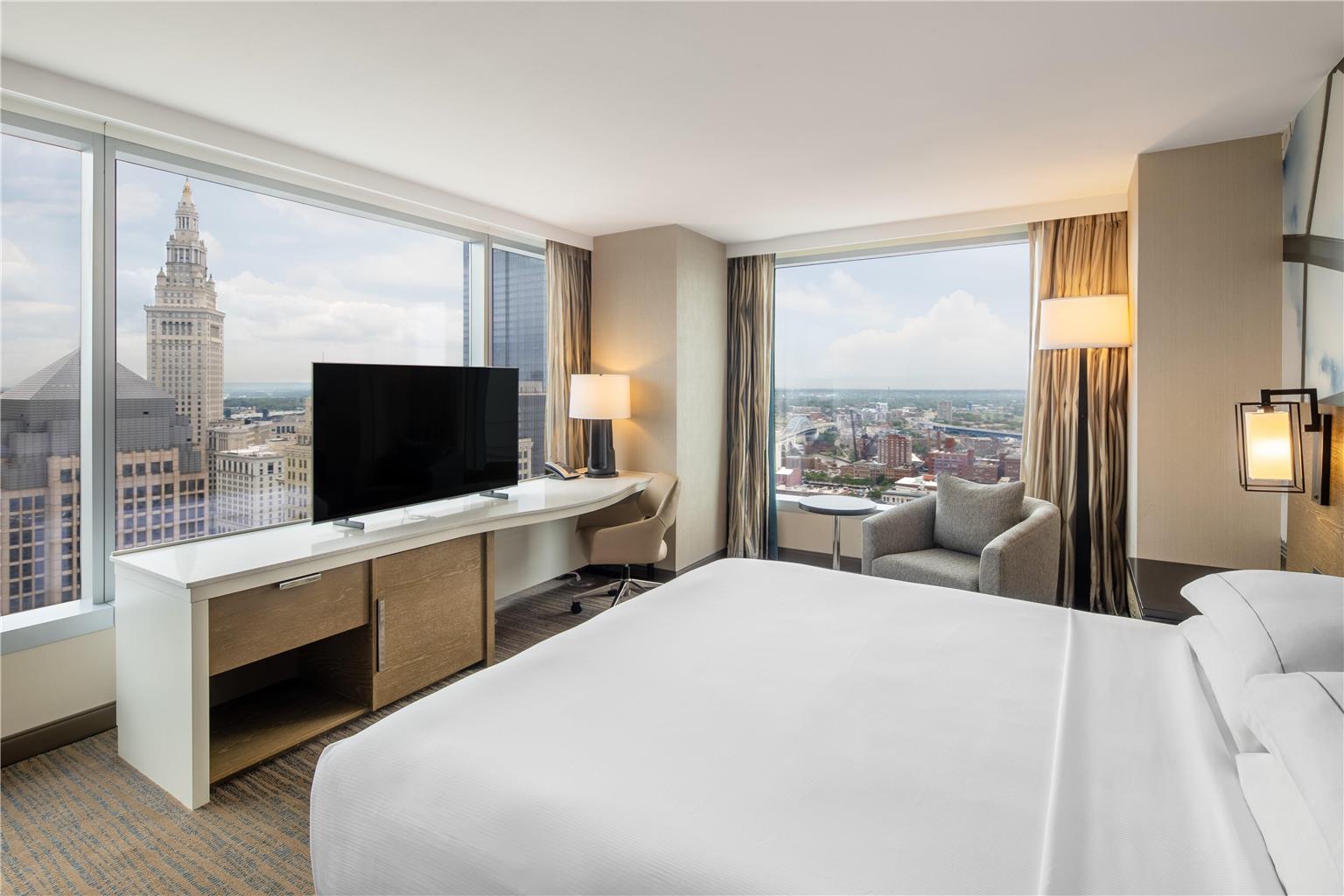 Фото Hilton Cleveland Downtown