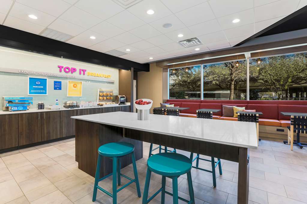 Фото Tru by Hilton Dallas Downtown Market Center