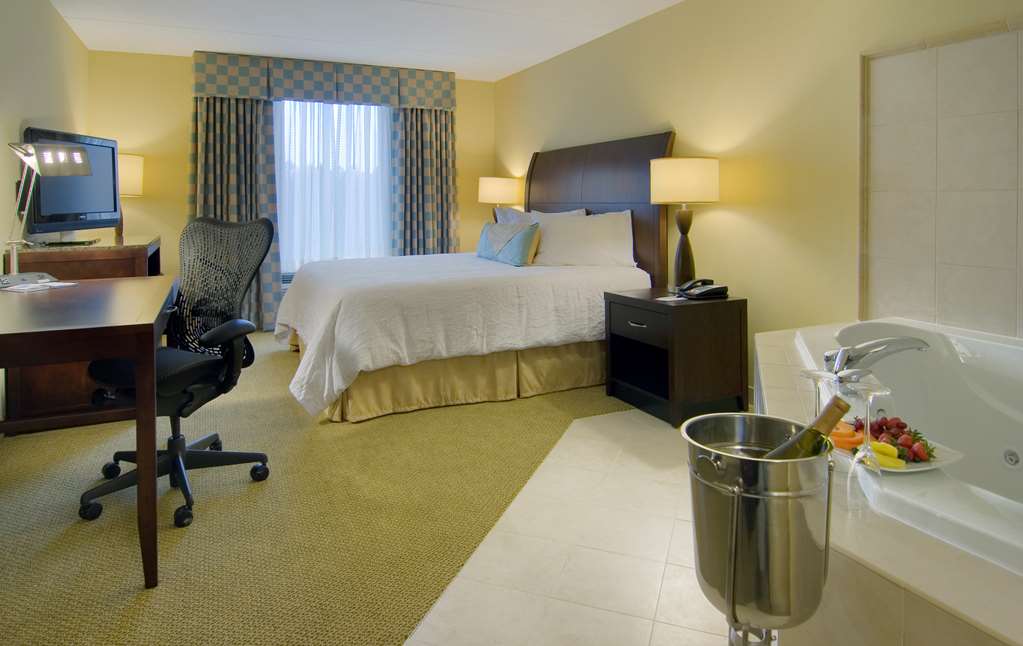 Фото Hilton Garden Inn Richmond Airport