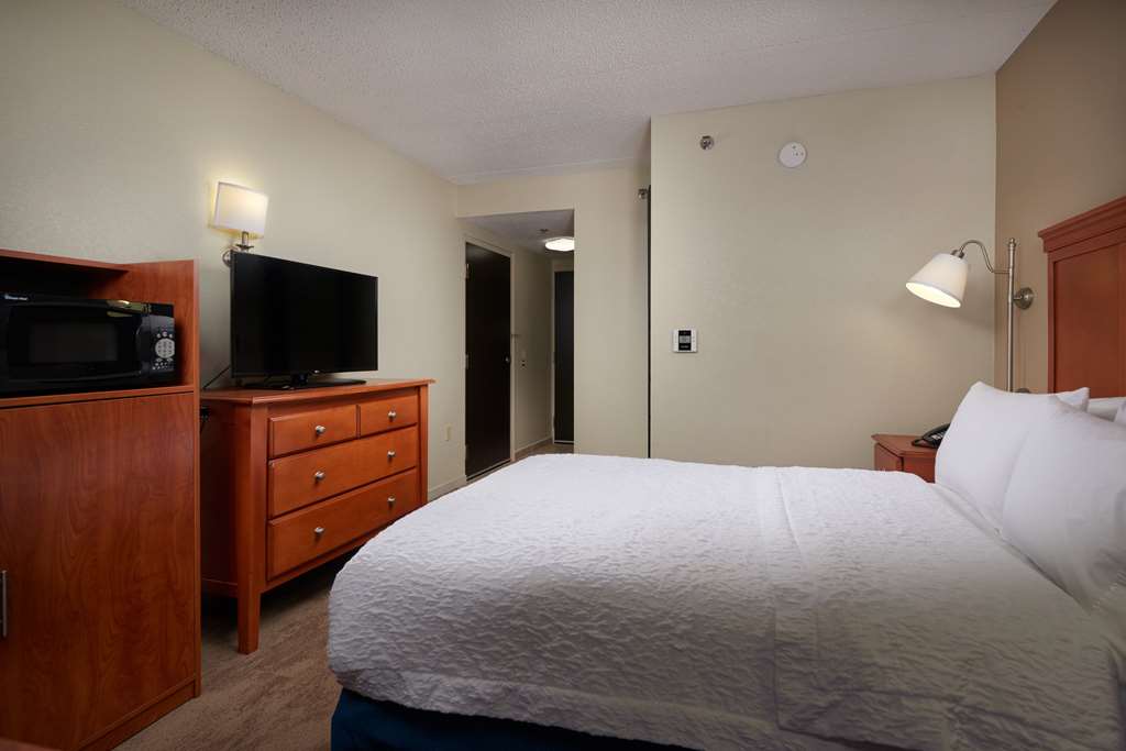 Фото Hampton Inn Ann Arbor-South