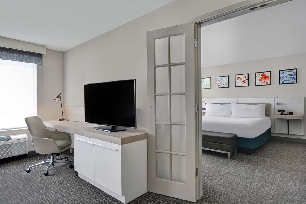Фото Hilton Garden Inn Jacksonville Jtb/deerwood Park