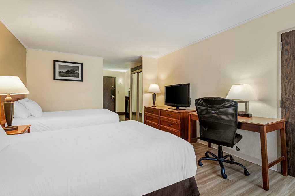 Фото Best Western Plus Augusta Civic Center Inn