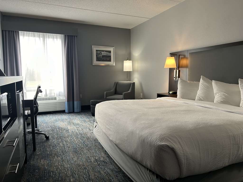 Фото Carlisle Hotel