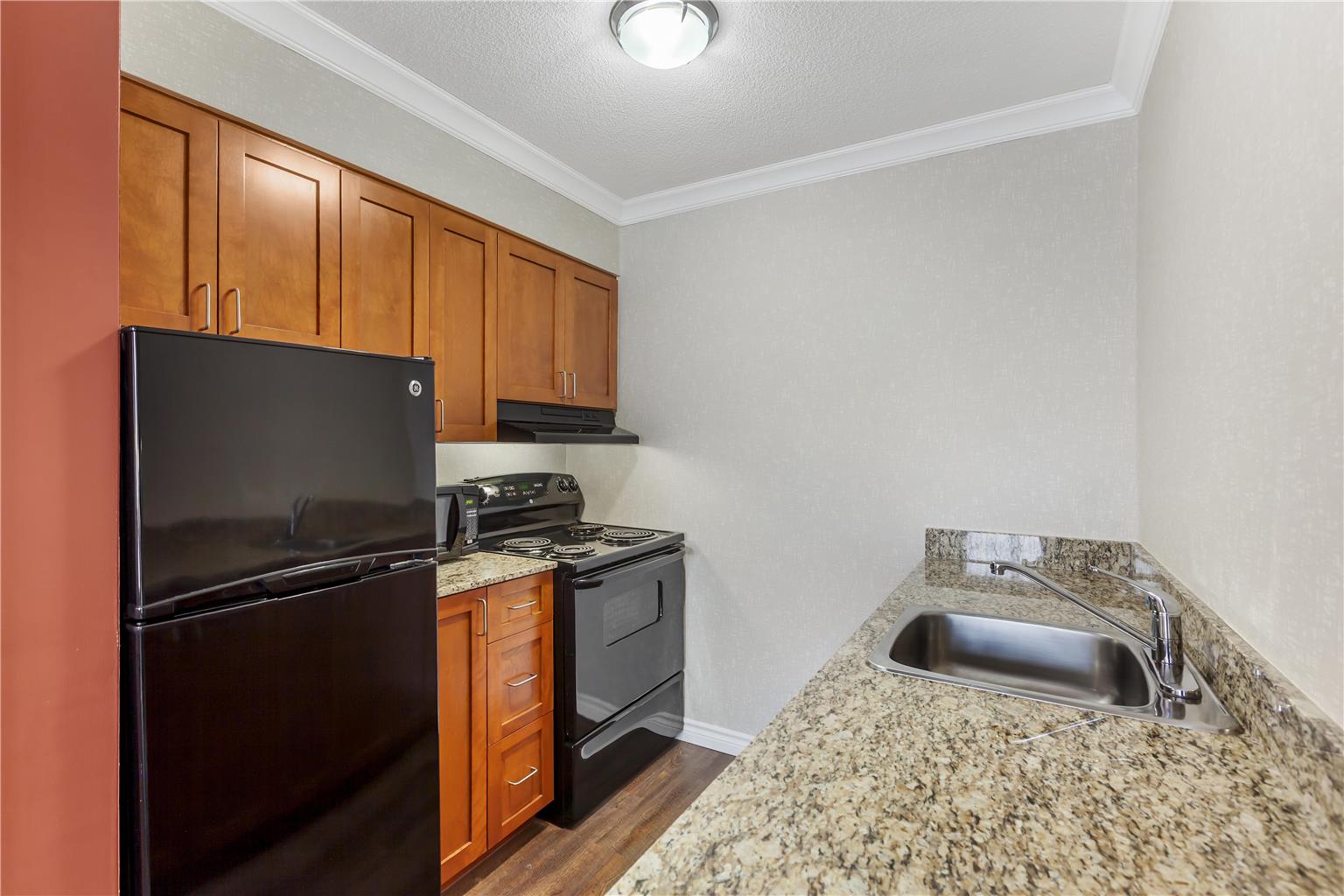 Фото Best Western Plus Rose City Suites