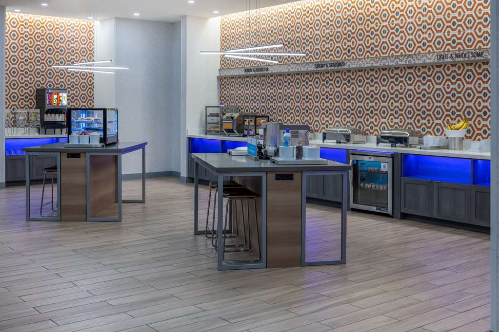 Фото Home2 Suites by Hilton Pensacola Airport Medical Center