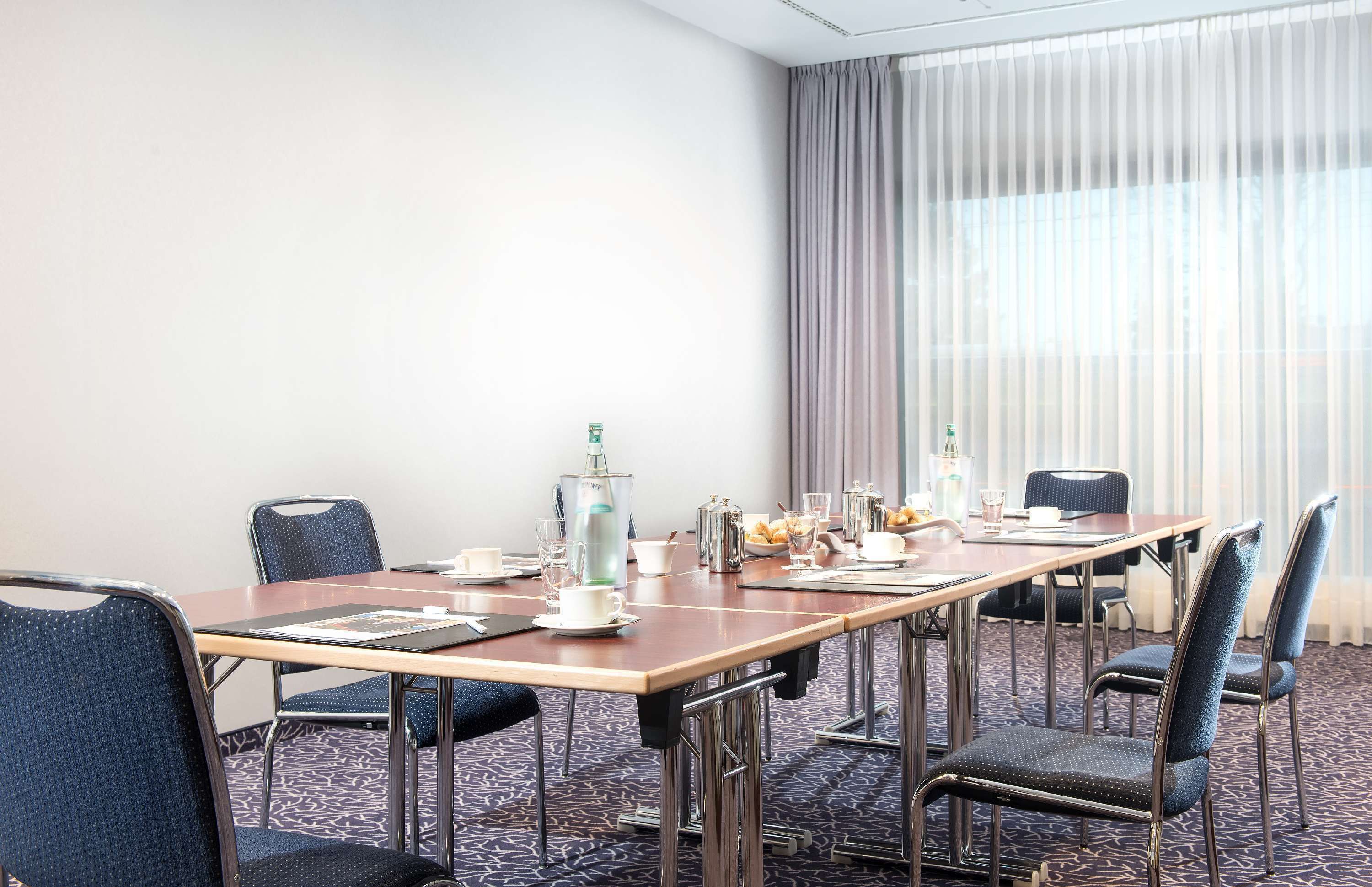 Фото Maritim Hotel Darmstadt