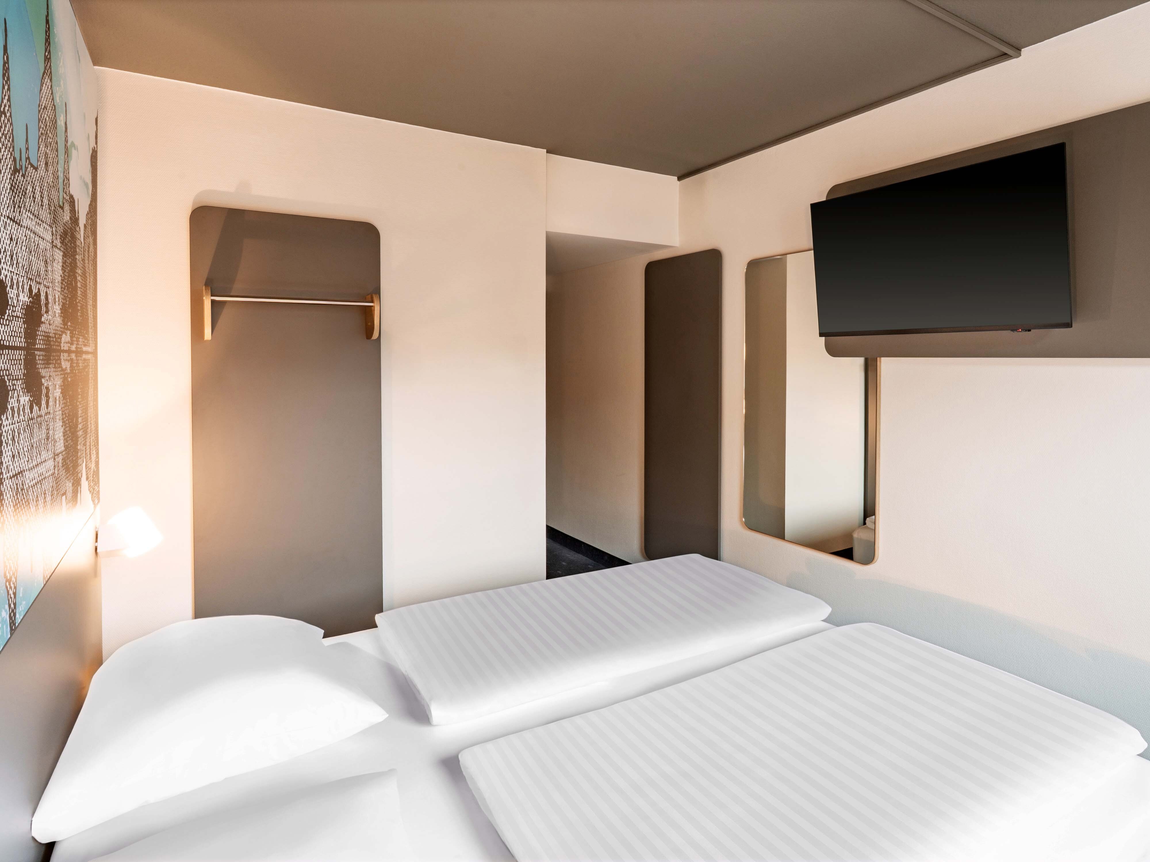 Фото B&b Hotel Hannover-Lahe