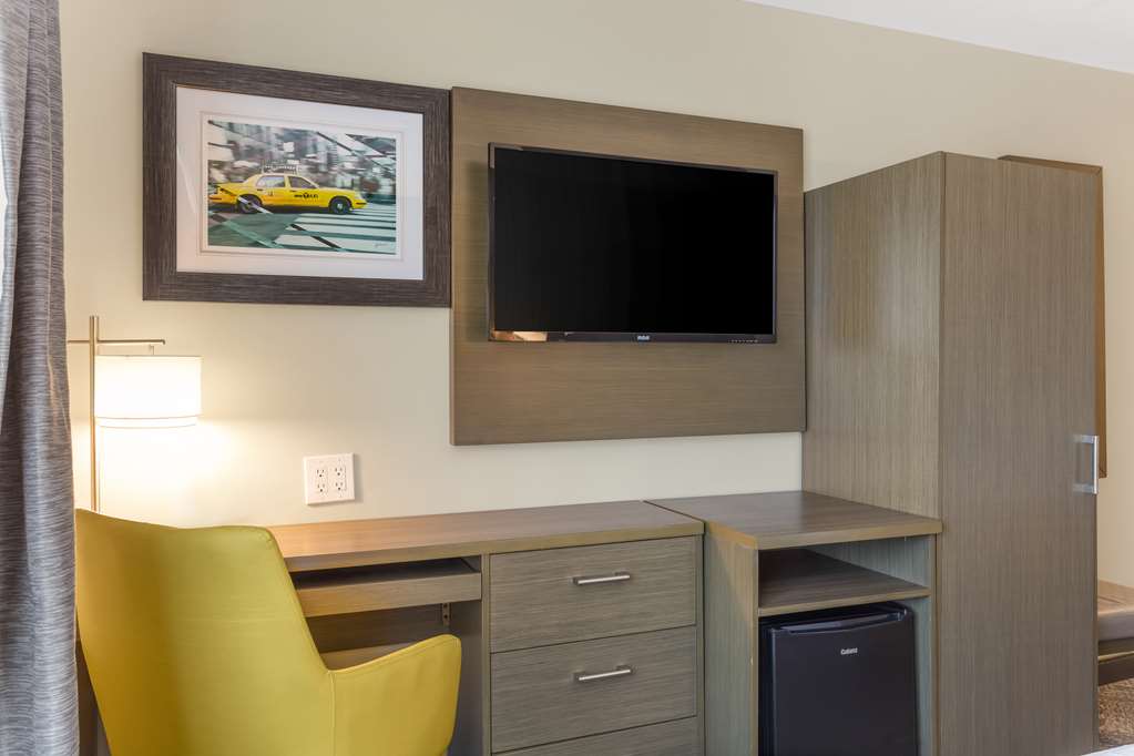 Фото Best Western Brooklyn-Coney Island Inn