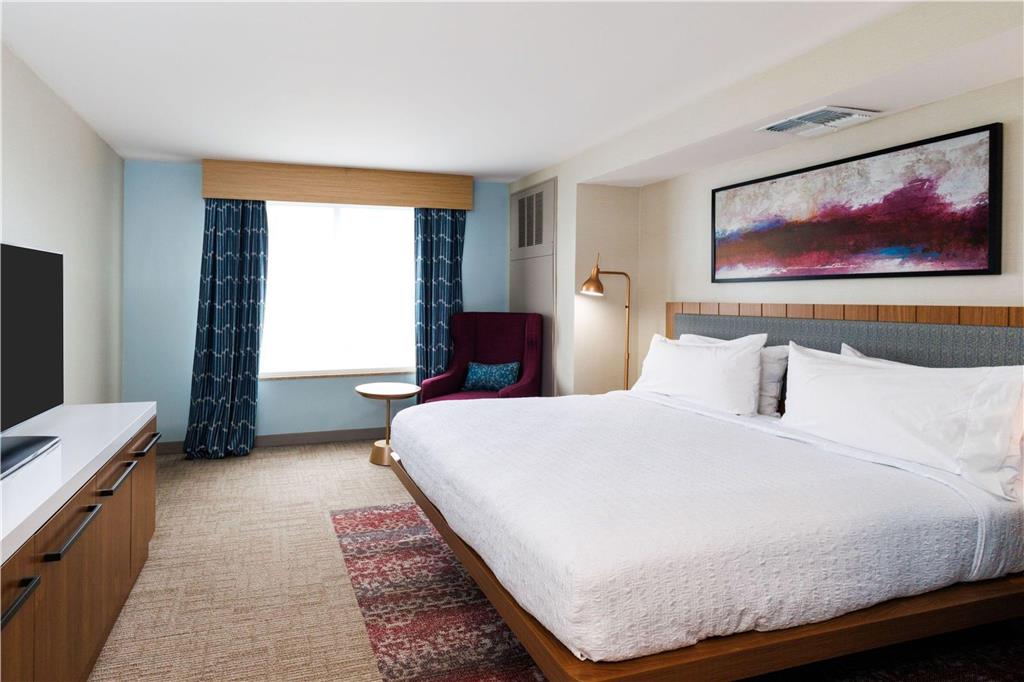 Фото Hilton Garden Inn New York/Staten Island
