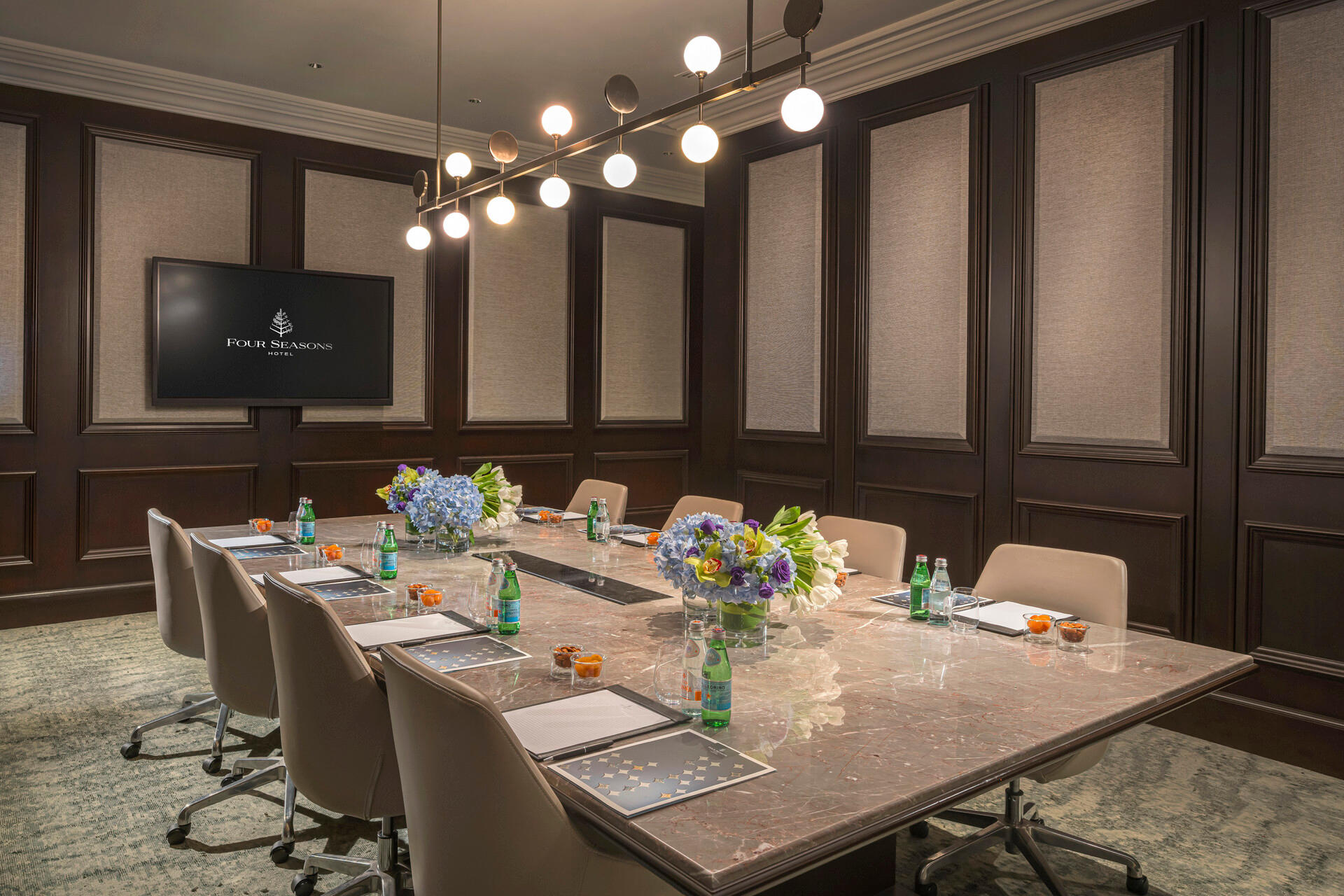 Фото Four Seasons Hotel Singapore