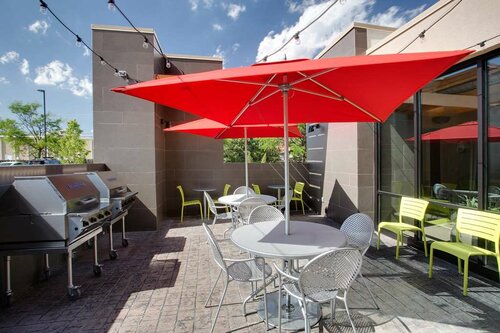 Гостиница Home2 Suites by Hilton Chicago/Schaumburg, Il в Элк-Гров-Виллидж