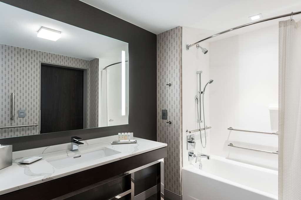 Фото Hilton Garden Inn Hanover Lebanon