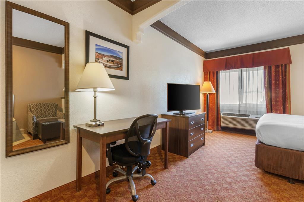 Фото Best Western Tolleson Hotel