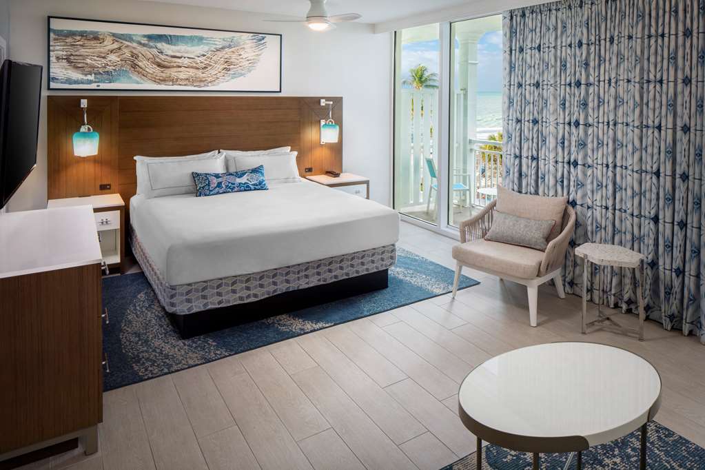 Фото The Reach Key West, Curio Collection by Hilton