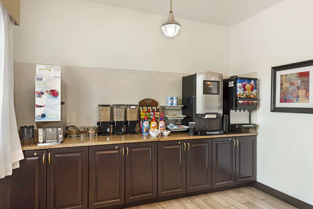 Фото Best Western Plus Eagleridge Inn & Suites