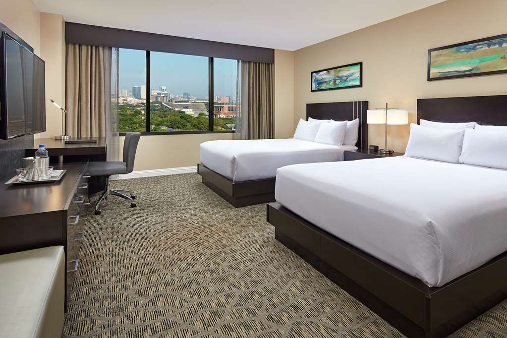 Фото Hilton Houston Plaza/Medical Center