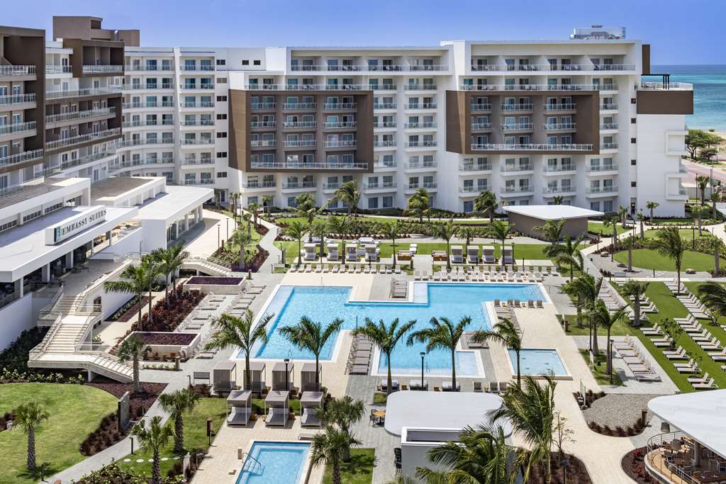 Фото Embassy Suites by Hilton Aruba Resort