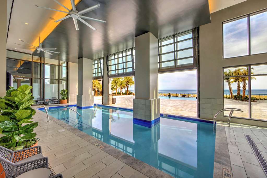 Фото Embassy Suites by Hilton Virginia Beach Oceanfront Resort