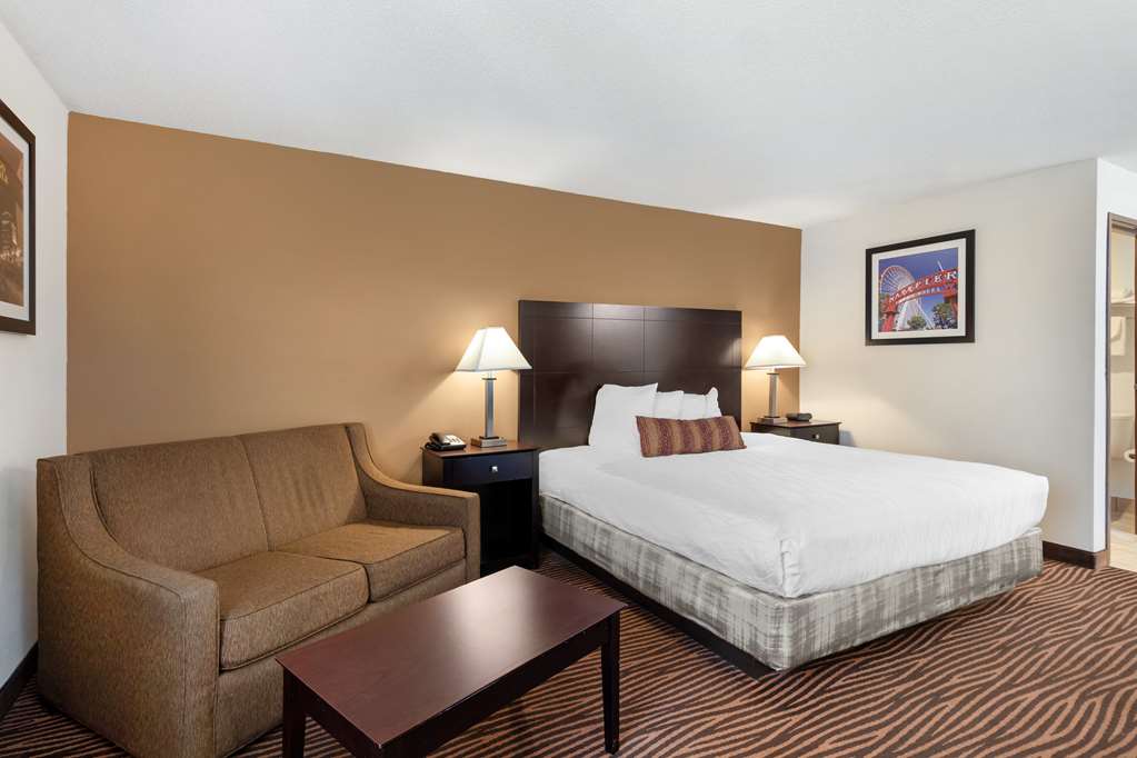 Фото Best Western Des Plaines Inn