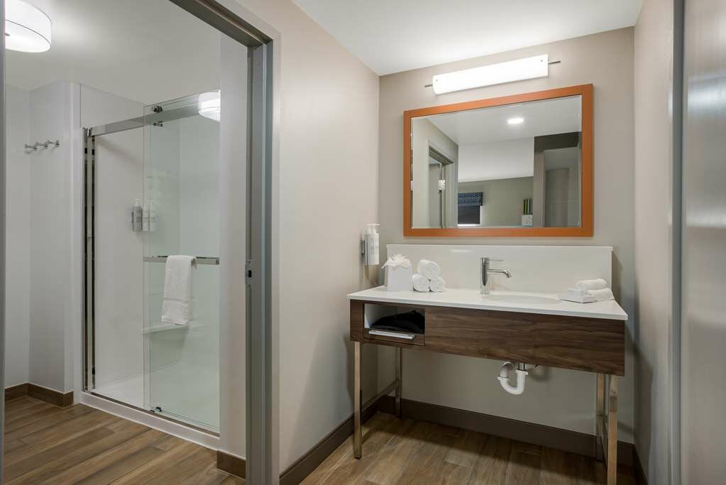 Фото Hampton Inn Linden