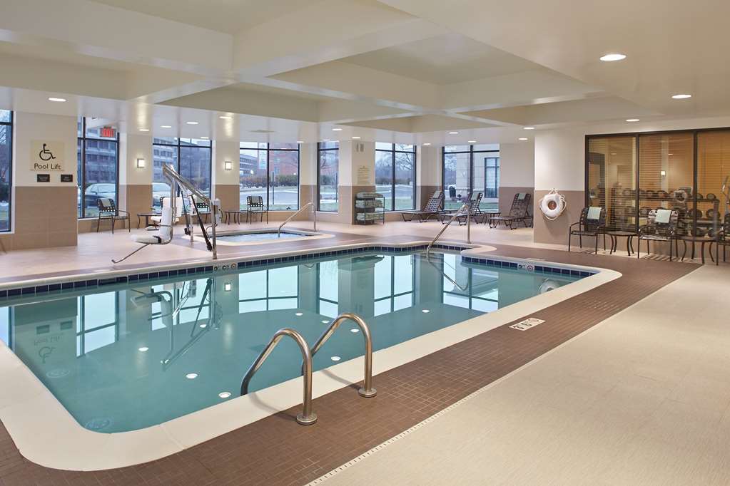 Фото Hilton Garden Inn Akron