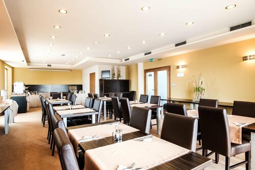 Гостиница Hotel Comfort в Нитре