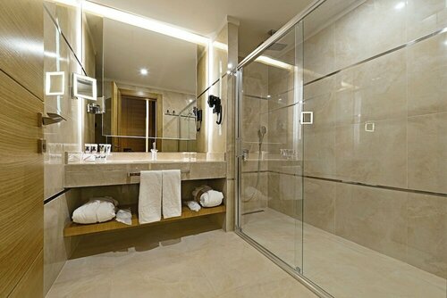Гостиница Mövenpick Hotel & Thermal Spa Bursa в Османгази