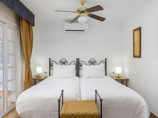 Фото Sunset Harbour Club