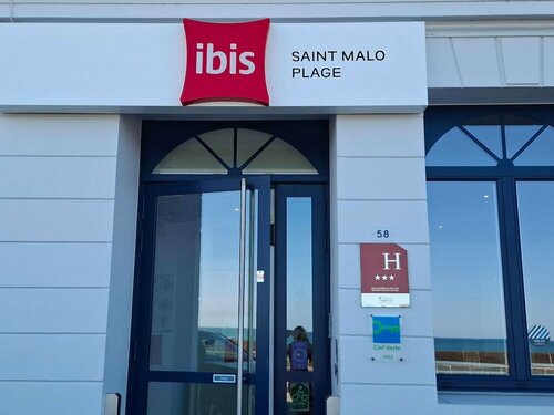Внешний вид отеля Ibis Saint Malo Plage в Сен-Мале, фото 3