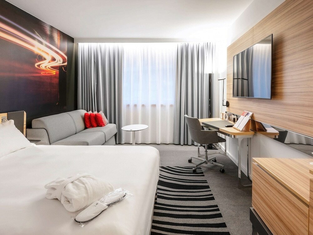 Фото Novotel Luxembourg Centre