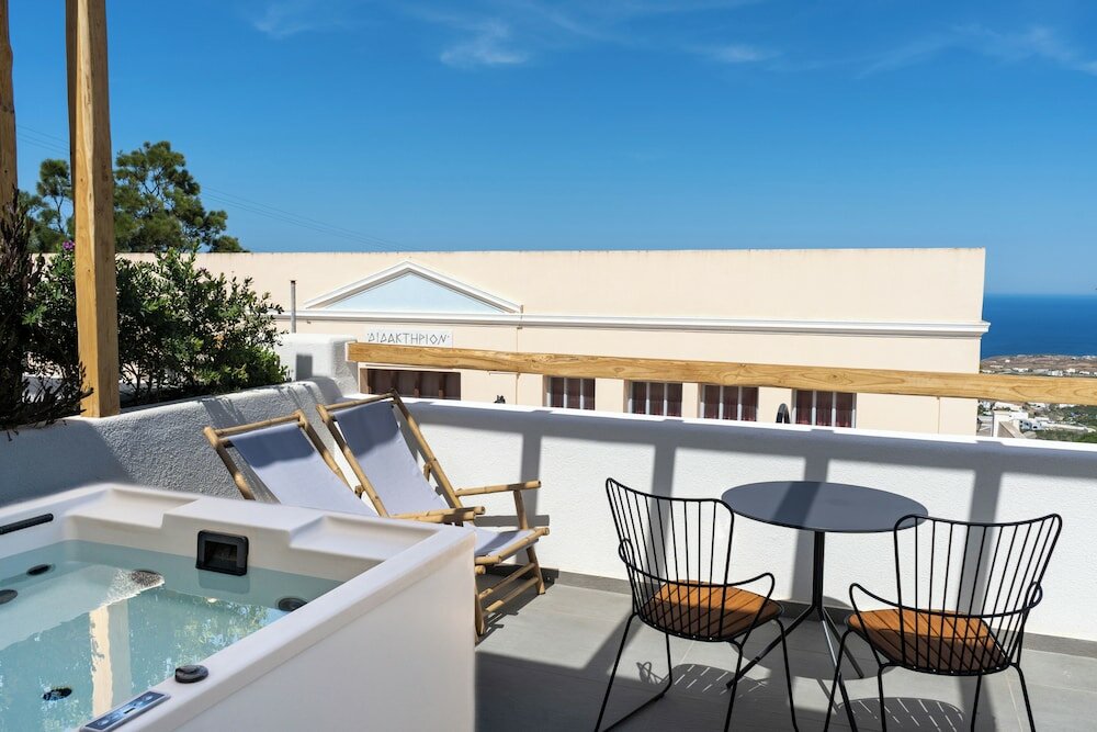 Фото Lemon Suites Santorini