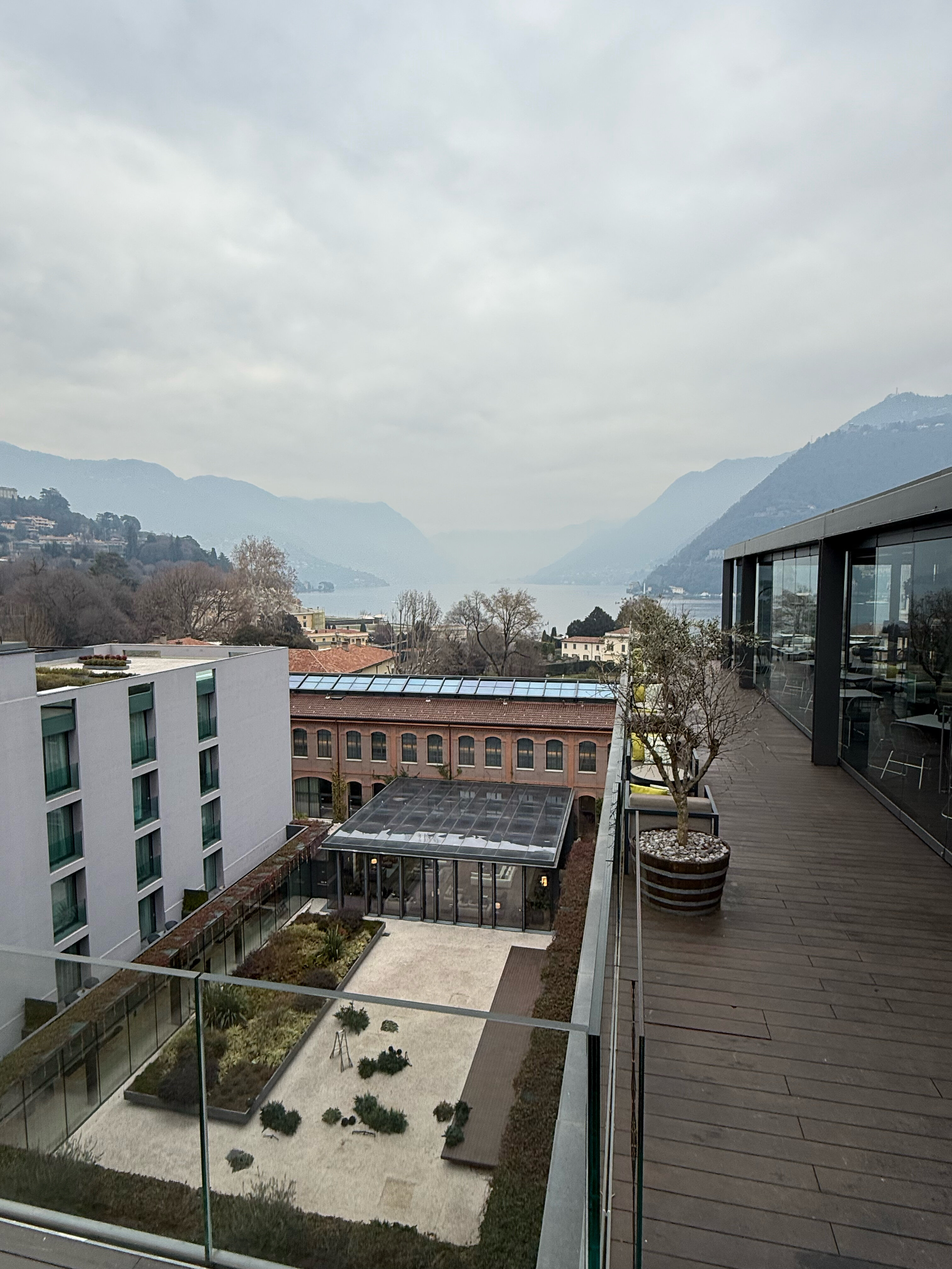 Фото Hilton Lake Como