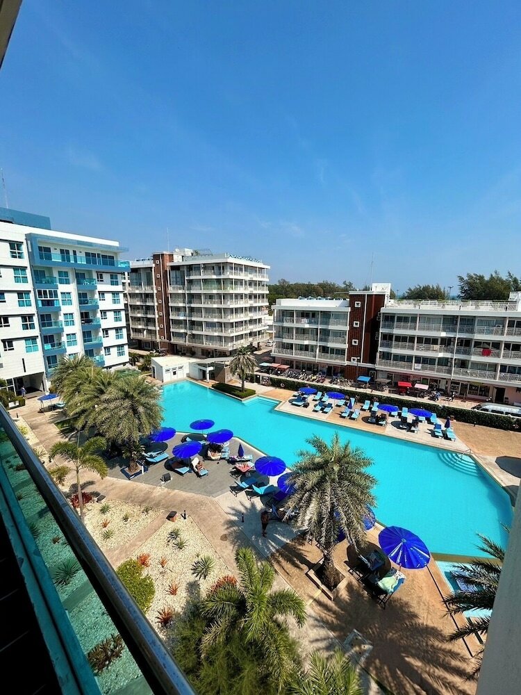 Фото GrandBlue Resort
