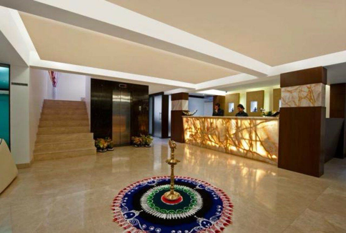 Фото New Leaf Hotel