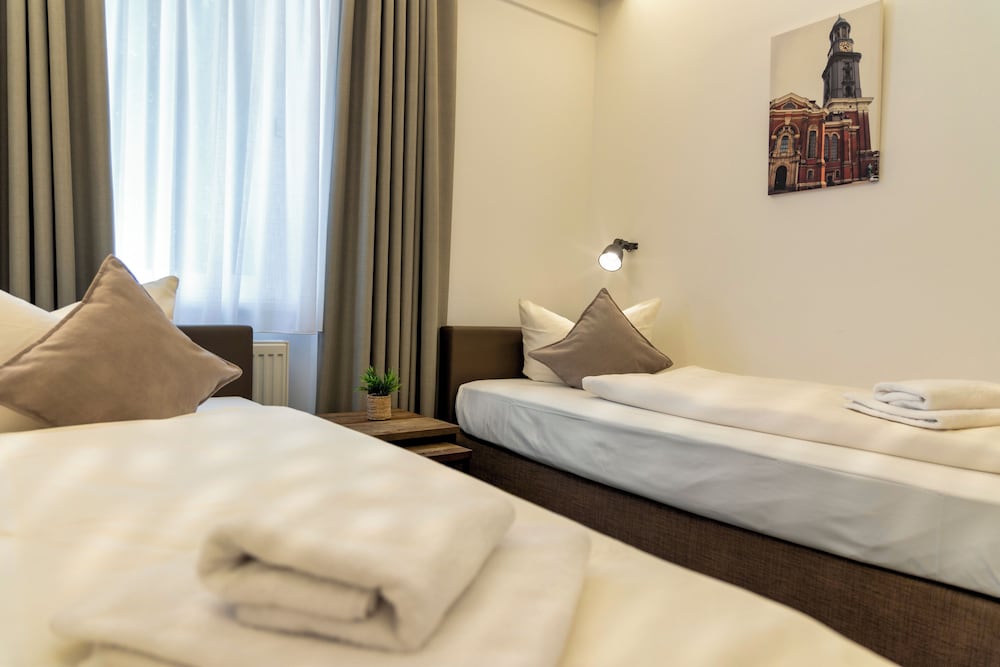 Фото Auto-Parkhotel