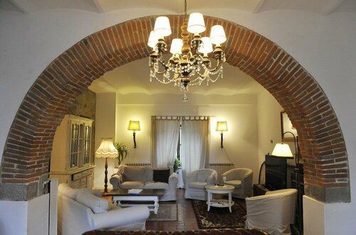 Внешний вид отеля Villa Schiatti в Кастильон-Фьорентино, фото 2