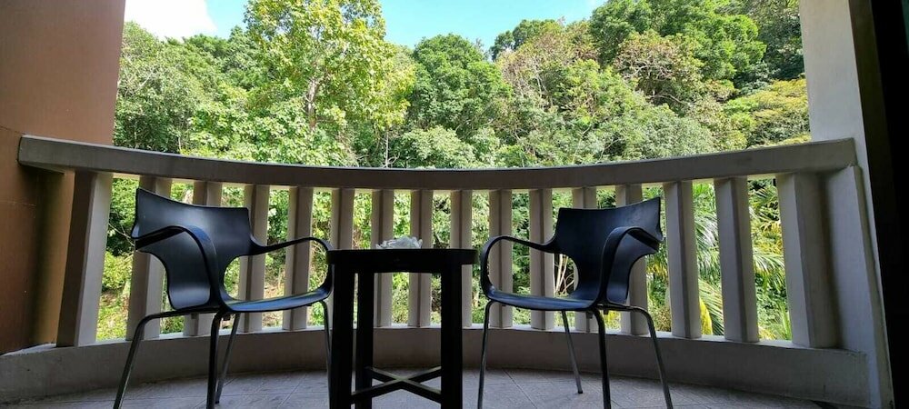 Фото Ratana Hill Patong