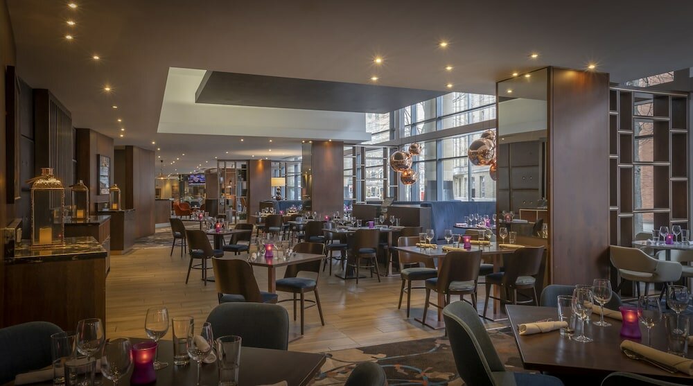 Фото Clayton Hotel Belfast