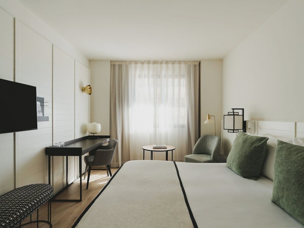 Фото Hotel Molina Lario