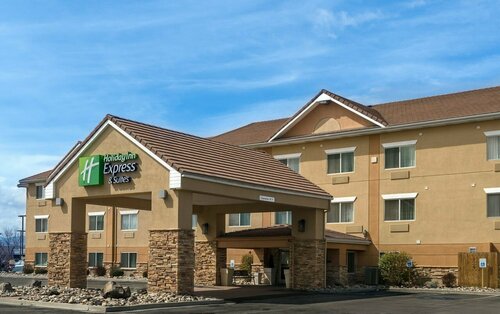 Гостиница Holiday Inn Express & Suites Sandy - South Salt Lake City by Ihg в Санди