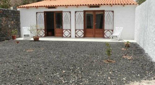 Гостиница Villa Morabeza Guest House в Минделу