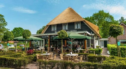 Гостиница Hotel & Grandcafe LiBo в Эммене