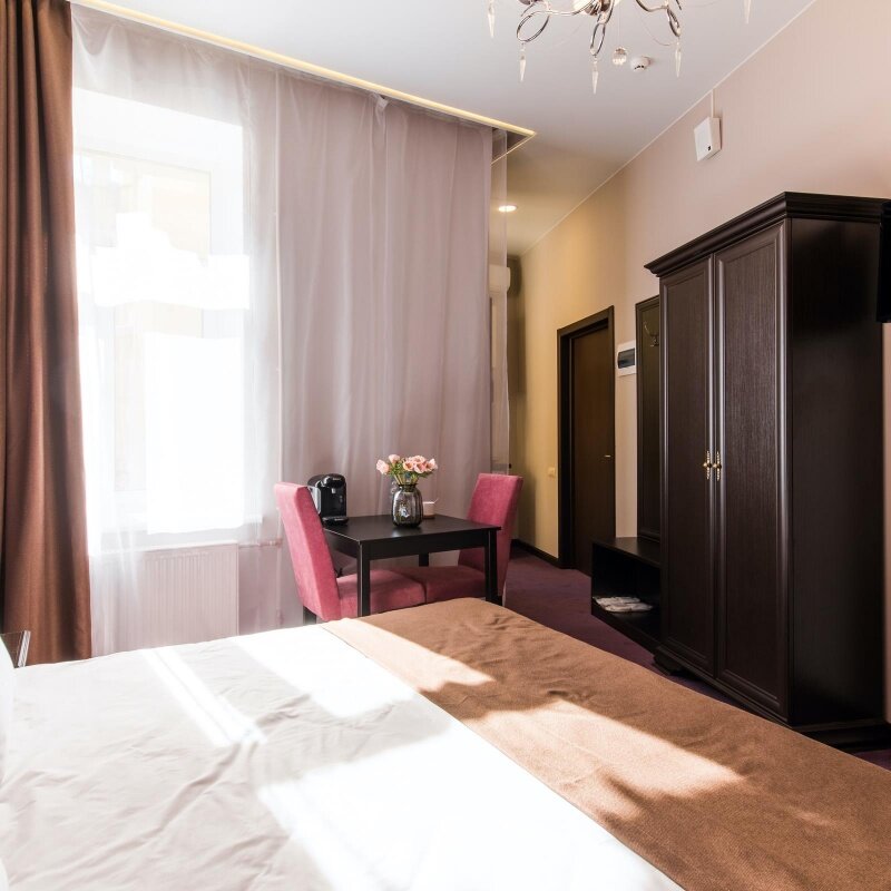 Фото Елисеевский