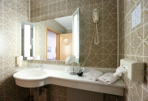 Гостиница Arthotel Ana Goggl в Ландсберге-на-Лехе