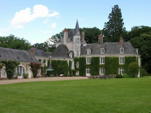 Гостиница Chateau Du Plessis - Anjou в Сегре