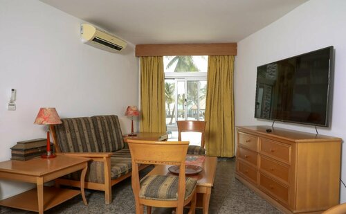 Гостиница Prime Atlantic Hotel в Банжуле