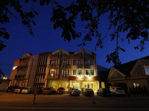 Гостиница Hotel Nevis Wellness & SPA в Орадя