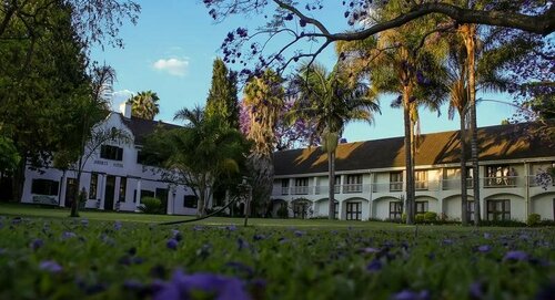 Гостиница Bronte Hotel в Хараре