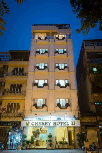 Cherry Hotel 1